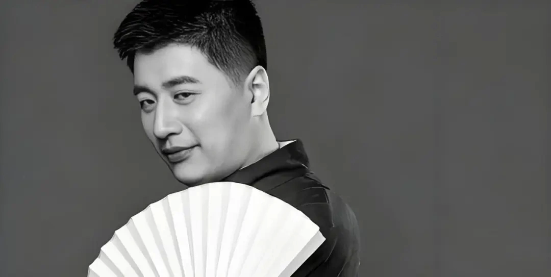 痛心！张雪峰老师用突发心梗离世给年轻人上的最后一课：身体求救信号别再假装看不见!