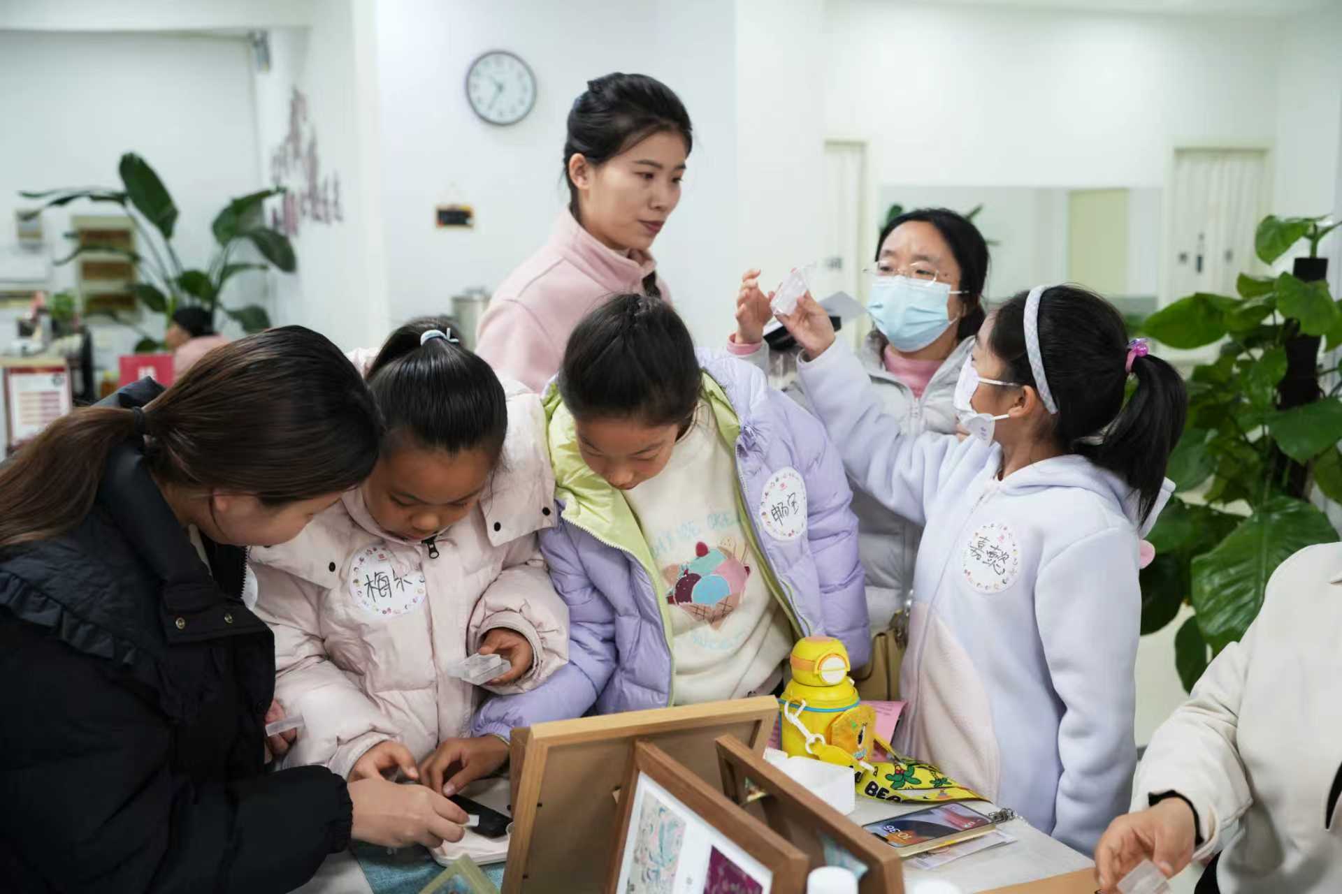 小雪至，香满庭！亲子手作中药串，守护冬日安康